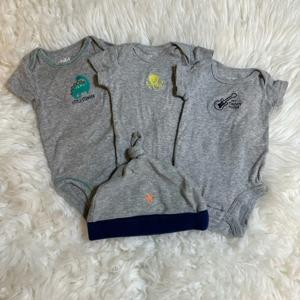Carter’s newborn baby boy clothing lot